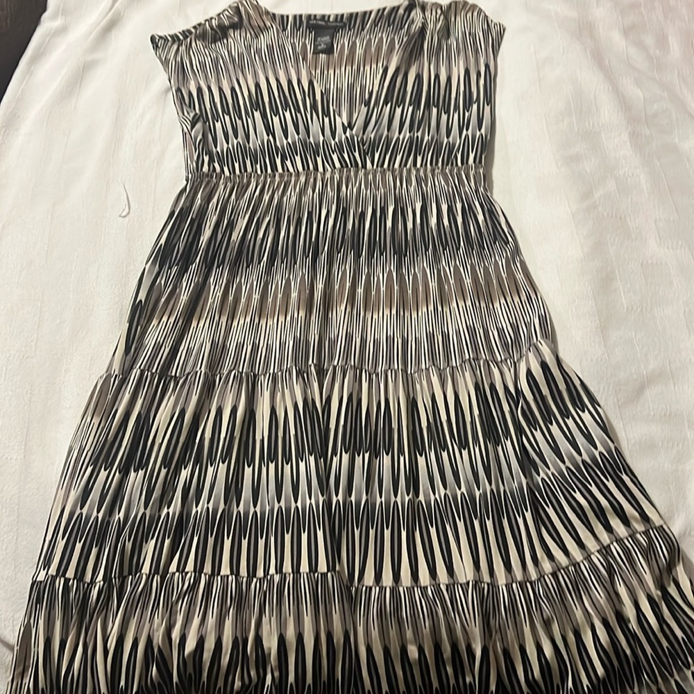 New York and company blk/creme/ brown dress